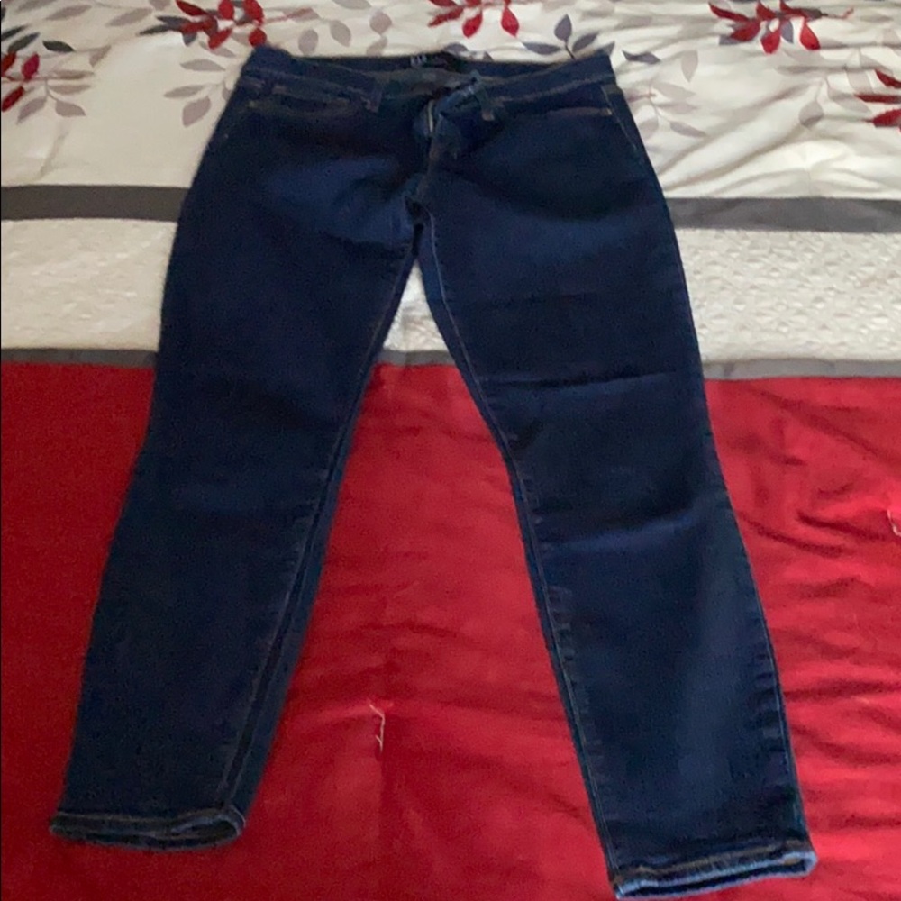 GAP Denim Skinny Jeans (Leggings) size 6/28